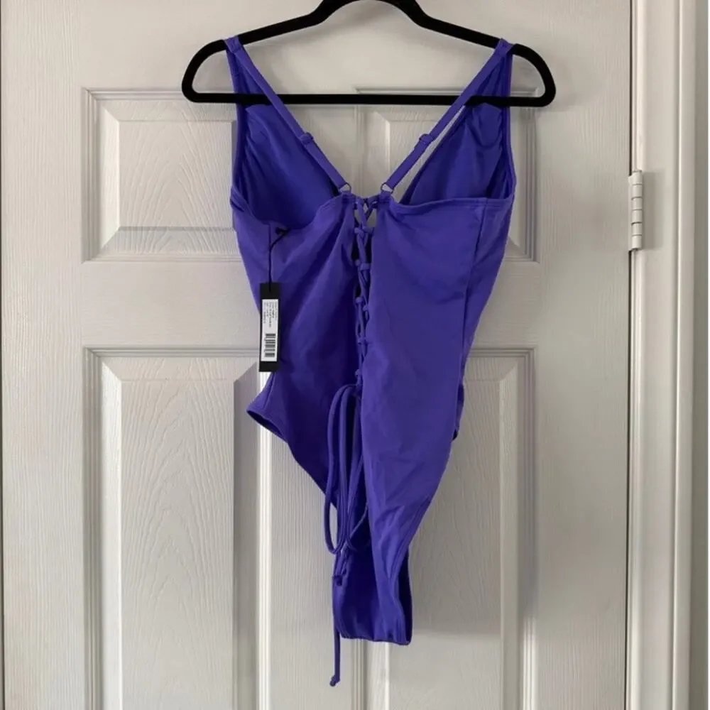ta3 hi cut plungey one piece swim in purple, women size large / short